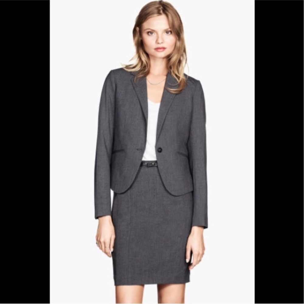 2 ITEMS Suit SET of grey blazer and pencil skirt